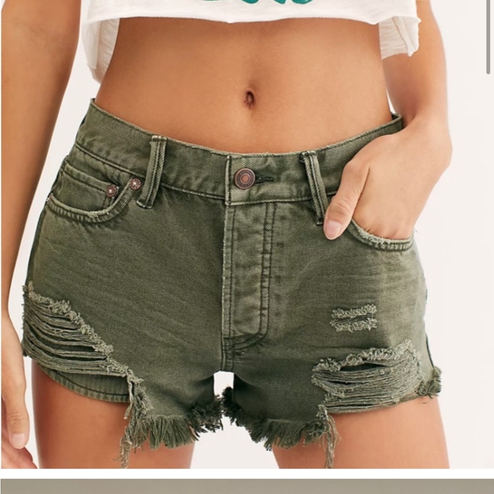 We The Free Green Distressed Women Shorts
